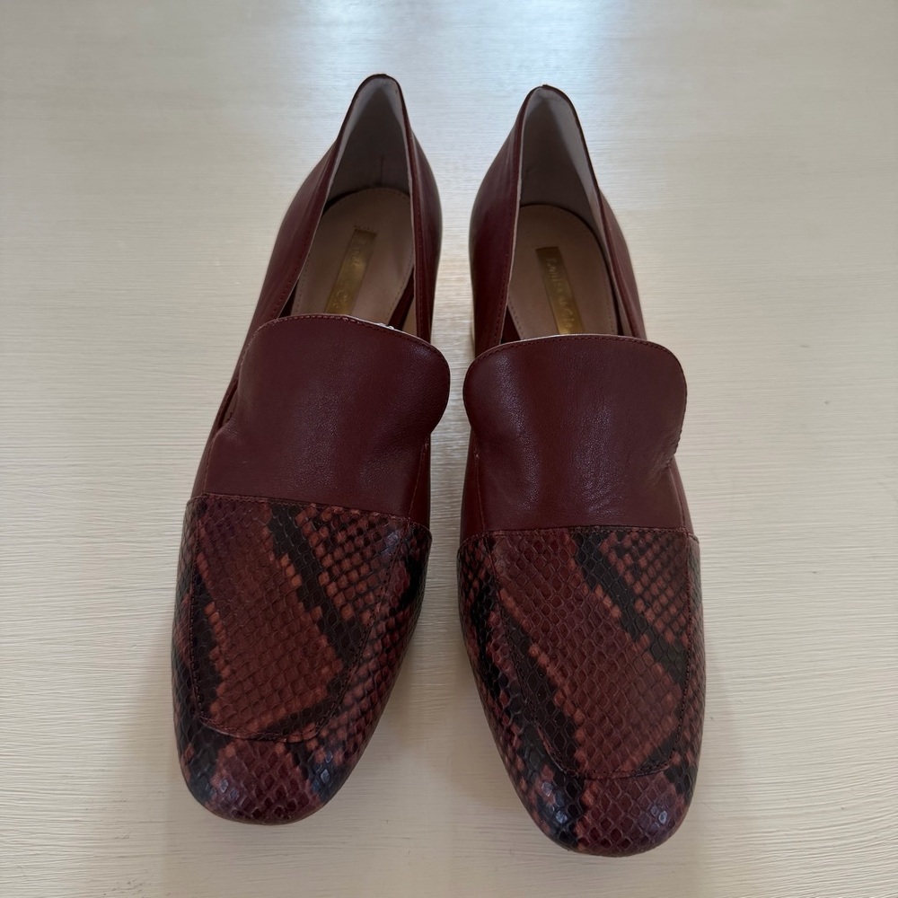 Louise et Cie Snakeskin Leather Block Heel Loafers Size 9 Burgundy Brown